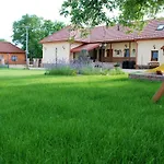 Tri Ruze Appartement *