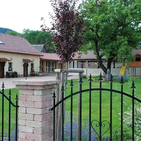 Tri Ruze Apartmán Krásnohorské Podhradie