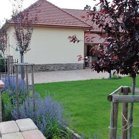 Apartmán Tri Ruze *