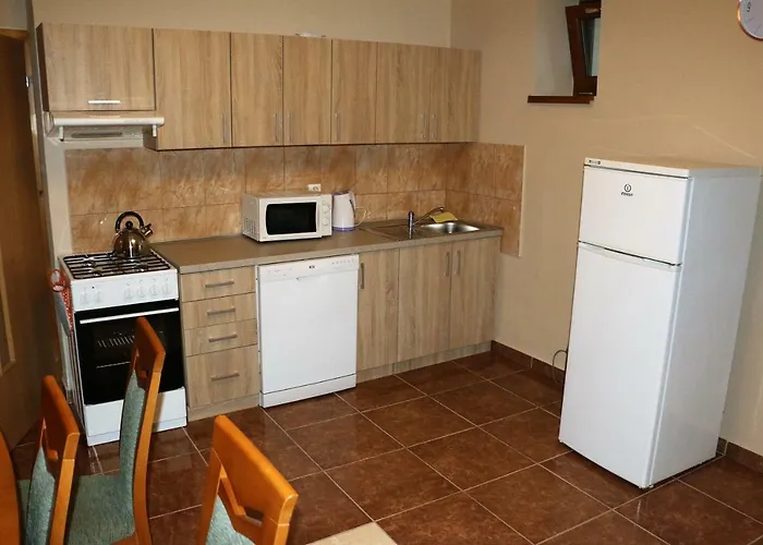 Tri Ruze Appartement *