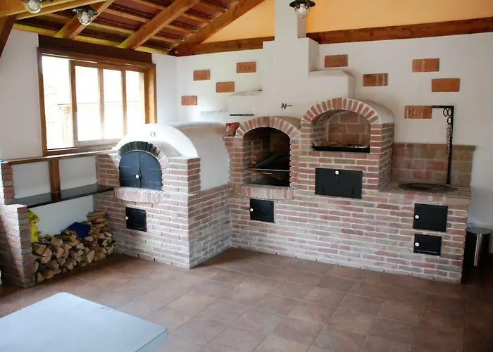 Tri Ruze Appartement *