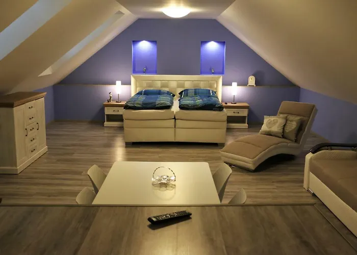 Tri Ruze Krásnohorské Podhradie