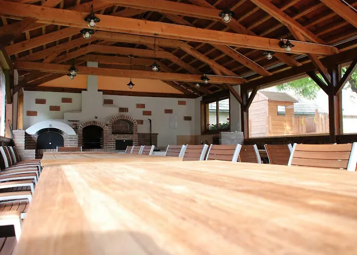 Tri Ruze Appartement *