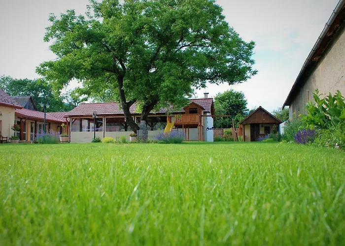 Tri Ruze Appartement *